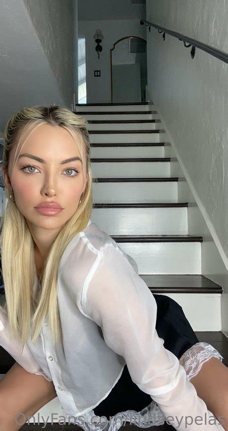 lindsey pelas onlyfans live|Lindsey Pelas Pussy Tease Livestream Video Leaked